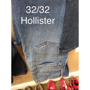 HOLLISTER MENS JEANS